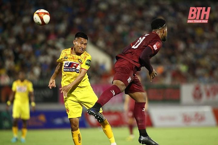 BXH V.League 2023: Hà Nội FC 'vượt' Đông Á Thanh Hóa nhờ chỉ số phụ; Chelsea vẫn âm thầm liên hệ với... Mourinho