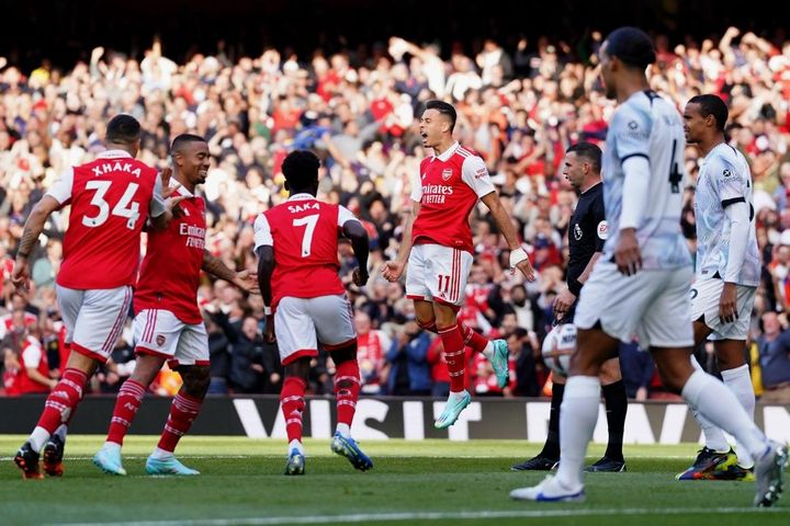 Arsenal sẽ vô địch Ngoại hạng Anh nếu thắng Liverpool tại Anfield?