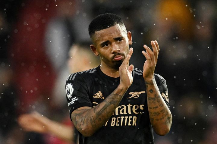 Arsenal có thói quen hụt hơi trong cuộc đua vô địch