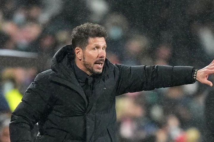 Atletico hồi sinh sẵn sàng soán ngôi kình địch Real Madrid