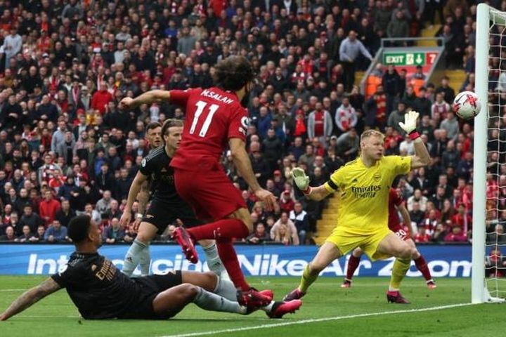 Liverpool chia điểm cùng Arsenal sau màn rượt đuổi đầy kịch tính
