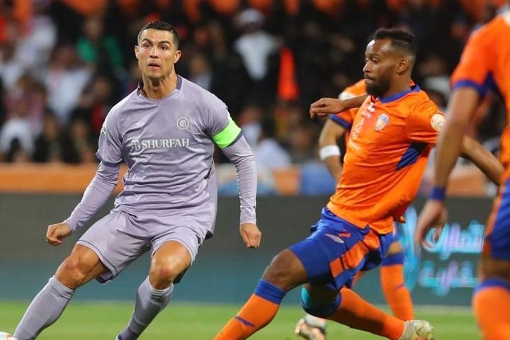 Video bóng đá Al Feiha - Al Nassr: Ronaldo xông xáo, giật mình siêu phẩm 'hụt' (Saudi League)