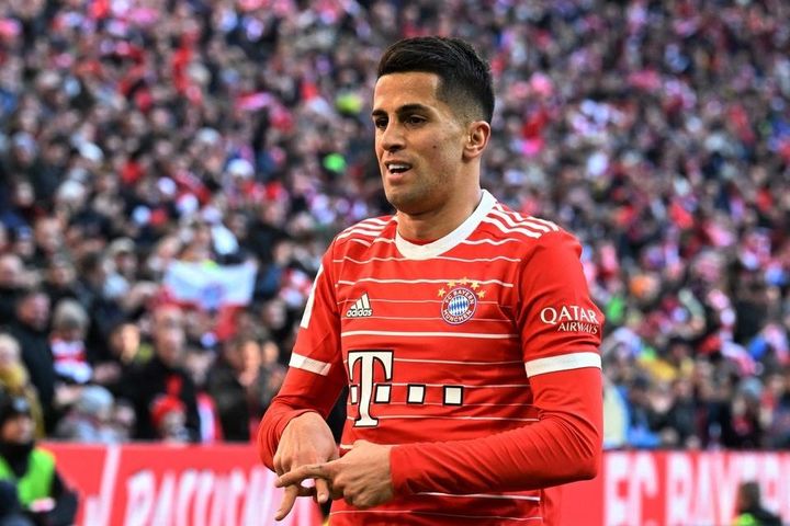 Cancelo tự chặn đường trở lại Man City?