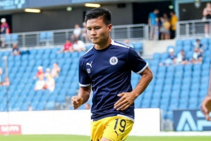 Báo Thái Lan: Đại diện Quang Hải đàm phán với Muangthong United