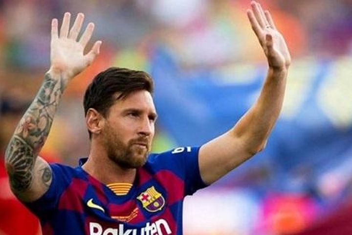 Messi ra điều kiện tái hợp Barca