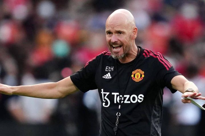 Erik Ten Hag chờ tiền MU, Liverpool chi bạo ký Tchouameni