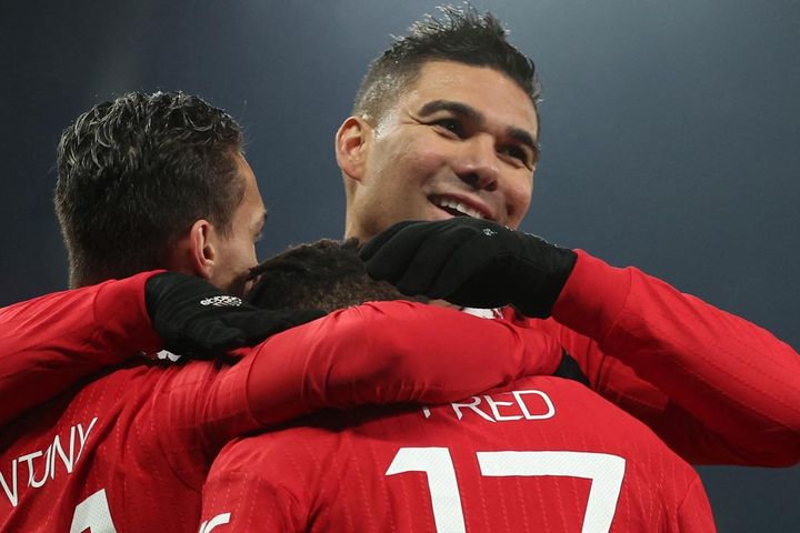 Casemiro ghi điểm mạnh, fan muốn anh làm đội trưởng MU tức thì