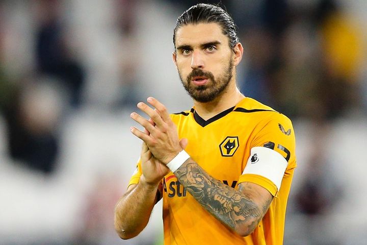MU lợi thế ký Ruben Neves, Liverpool tranh Declan Rice