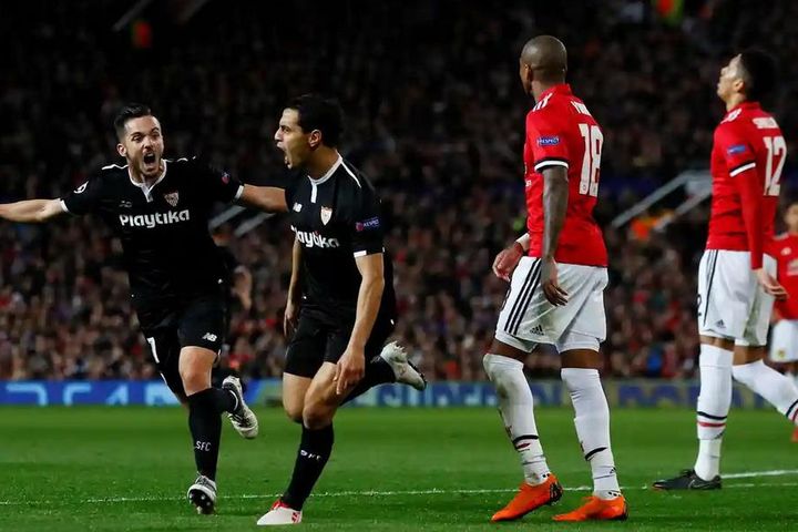 Manchester United - Sevilla: Quỷ đỏ đòi nợ