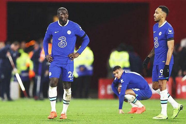 Chelsea tái lập 'thành tích' đáng quên sau 30 năm