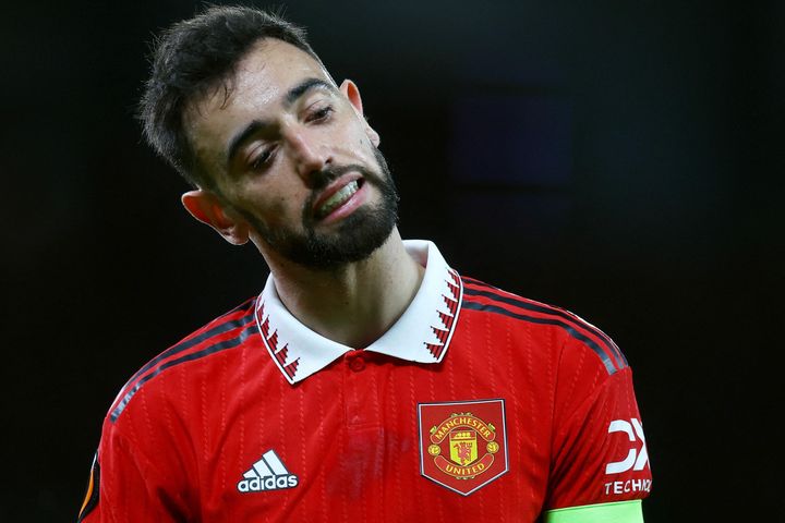 Bruno Fernandes bị treo giò sau khoảnh khắc tranh cãi