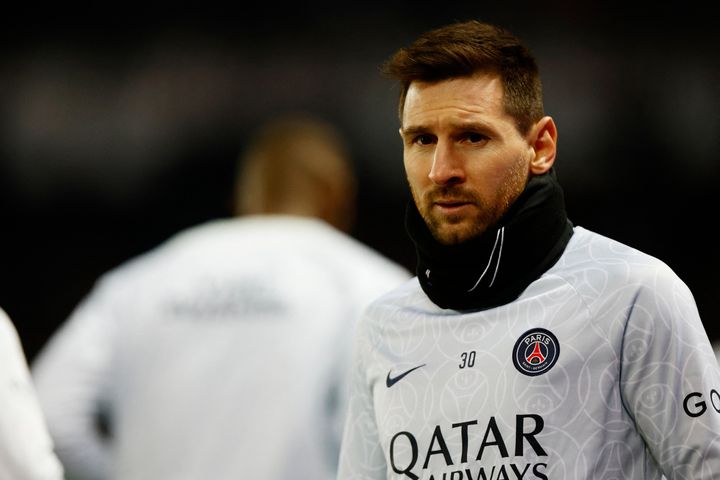 Messi úp mở về tương lai