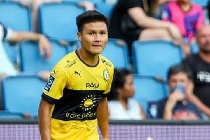 Bất ngờ mức lương của Quang Hải ở Pau FC?