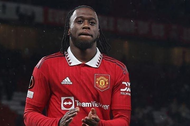Hậu vệ Man United không có đối thủ về tỷ lệ thắng tranh chấp