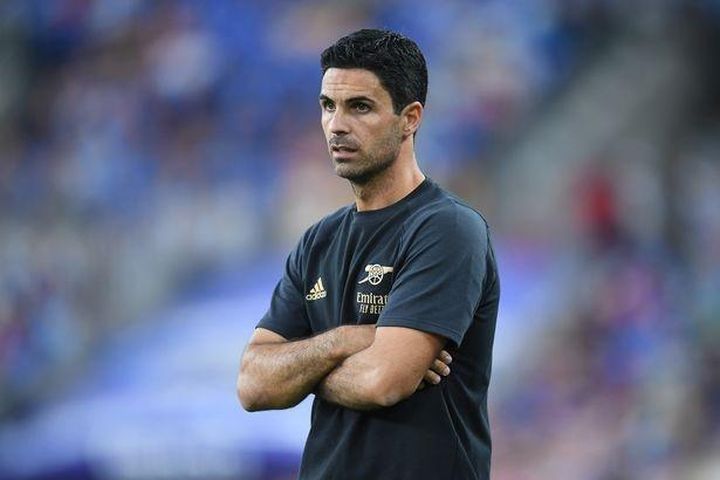 Arsenal tạm hoãn đàm phán hợp đồng với Arteta