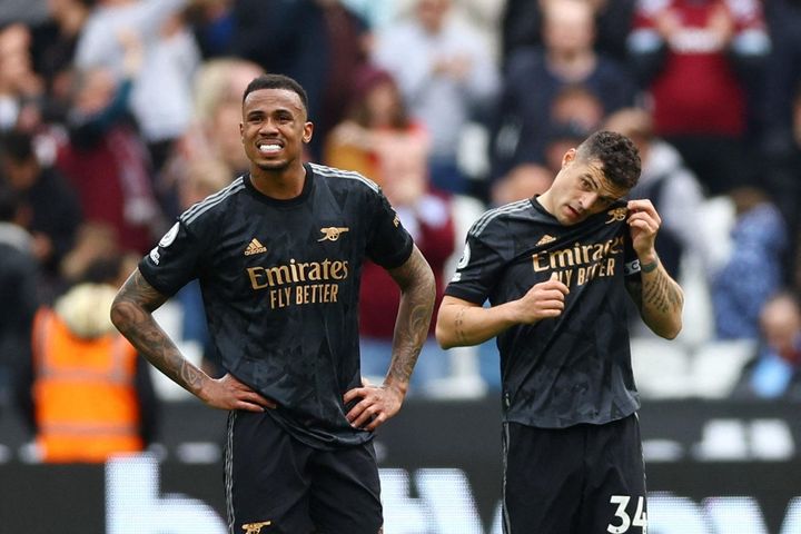Quả penalty hỏng phơi bày bản lĩnh Arsenal