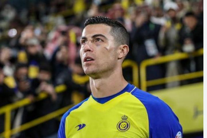 HLV Argentina từ chối làm thầy của Ronaldo