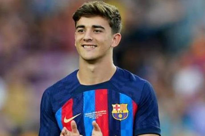 Chelsea muốn chiêu mộ 2 ngôi sao của Barcelona