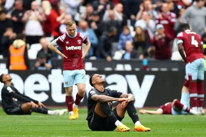 Đây! Cách duy nhất để Arsenal vô địch Ngoại hạng Anh mùa này