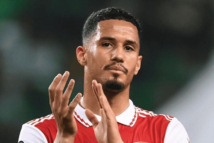 Arsenal nhận thêm tin xấu trước đại chiến Man City