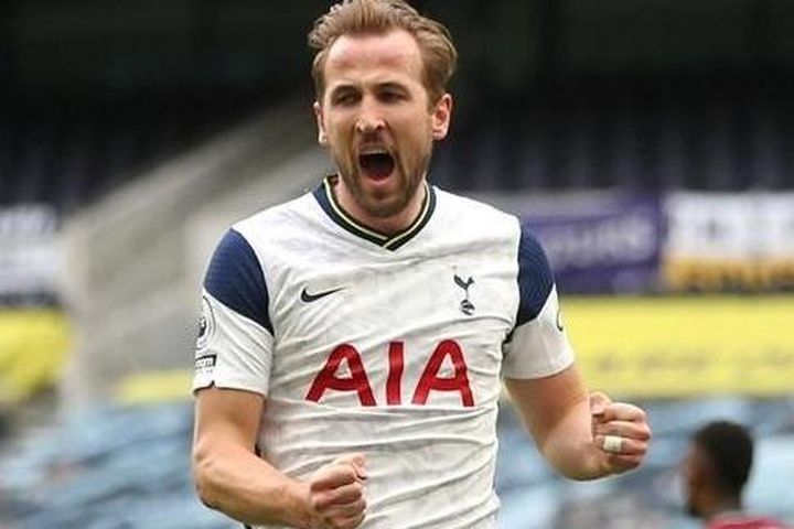 PSG chi đậm chiêu mộ Harry Kane thay thế Messi?