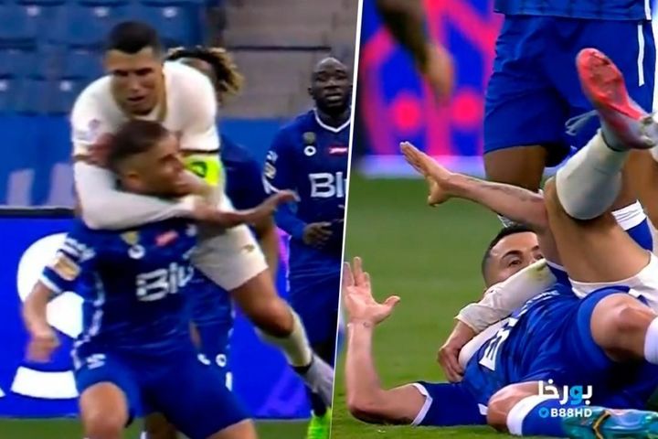 Cristiano Ronaldo kẹp cổ, vật ngã đối thủ như võ sĩ