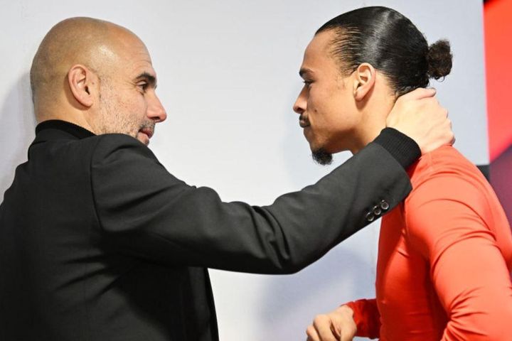 Sane xúc động khi được Pep Guardiola hỏi thăm