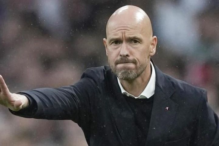 Ten Hag cảnh báo Man.United phải giữ 'đầu lạnh' tại Sevilla