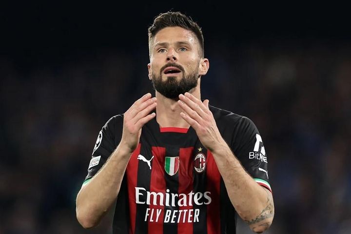 AC Milan chuẩn bị gia hạn hợp đồng với Olivier Giroud