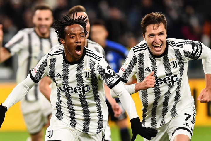 Được hoàn 15 điểm, Juventus trở lại top 3 Serie A