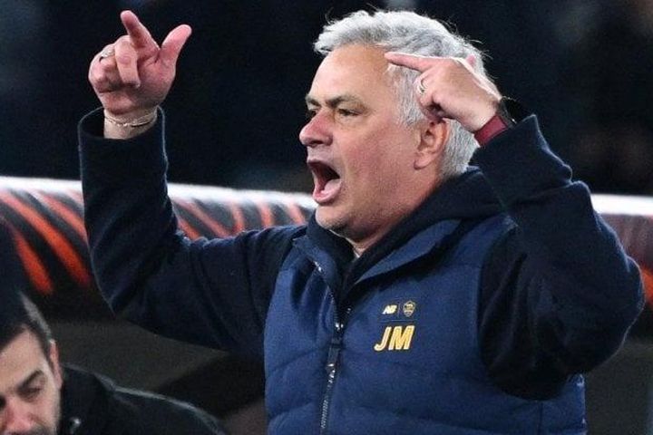 HLV Mourinho có cơ hội tạo nên kỳ tích với Roma