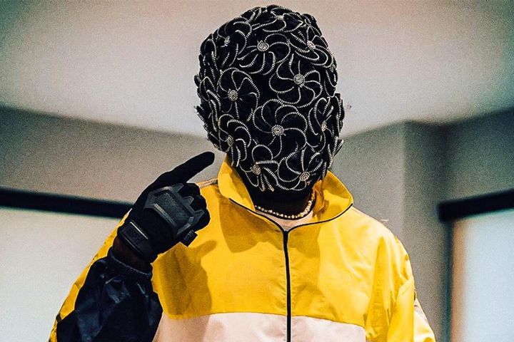 Rapper giấu mặt tự nhận đang chơi ở Premier League