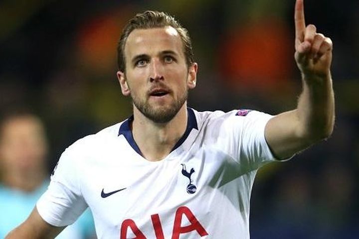 Tottenham hạ giá bán Harry Kane