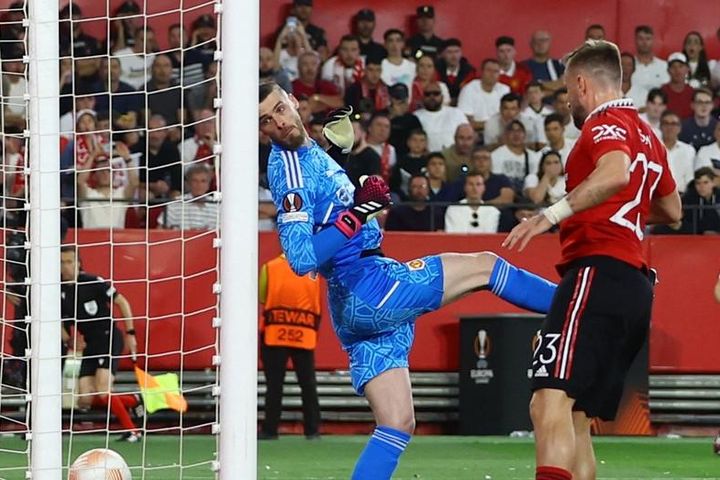 Kết quả bóng đá hôm nay 21/4: MU thua đua Sevilla, Juventus và Roma đi tiếp