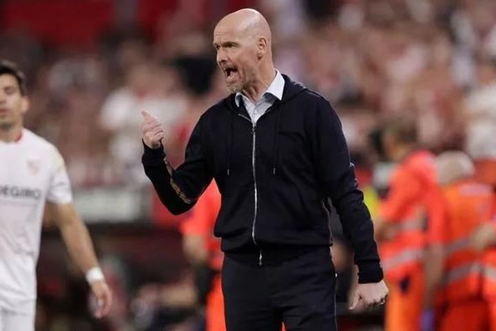 HLV Ten Hag: 'MU không sẵn sàng cho trận đấu với Sevilla'