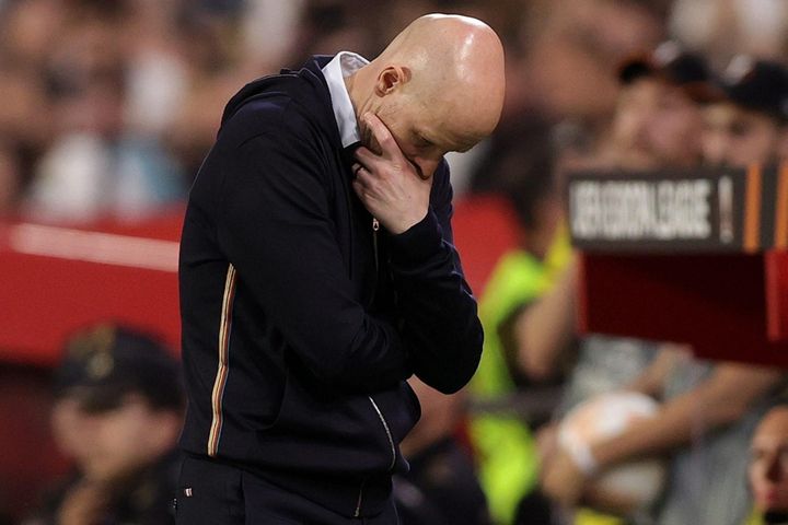 Ten Hag phải tàn nhẫn hơn với dàn sao MU