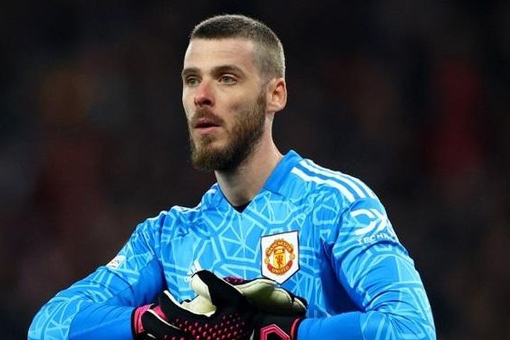 HLV Erik Ten Hag thanh lý De Gea và Harry Maguire?