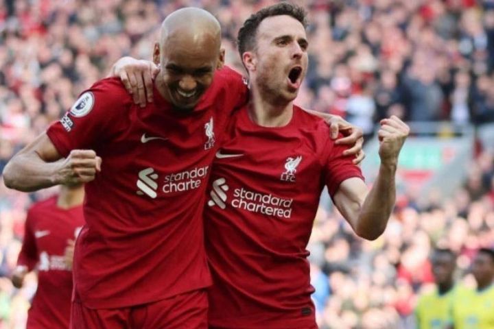 Ngoại hạng Anh: Đôi công hấp dẫn, Liverpool thắng nghẹt thở đội trụ hạng