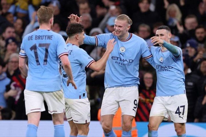 Man City trước cơ hội có danh hiệu đầu tiên ở mùa giải năm nay
