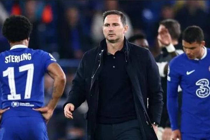Chelsea chia tay 10 cầu thủ vào mùa hè tới