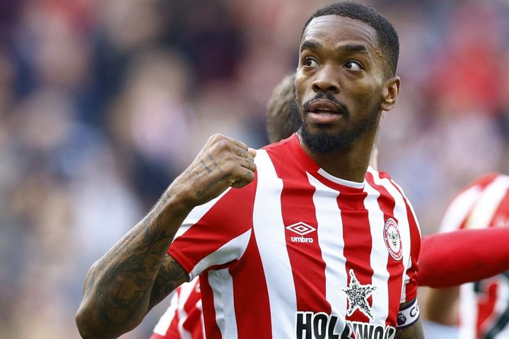 MU muốn có Ivan Toney, Liverpool lấy De Jong