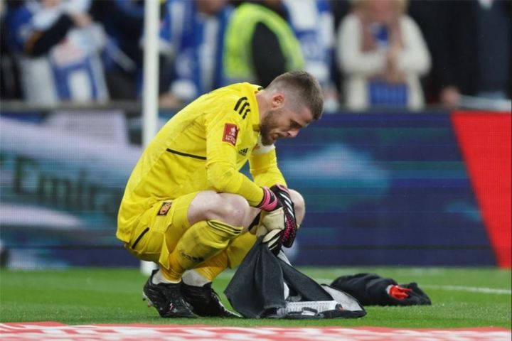De Gea đọc thói quen đá 11m của Brighton và cái kết