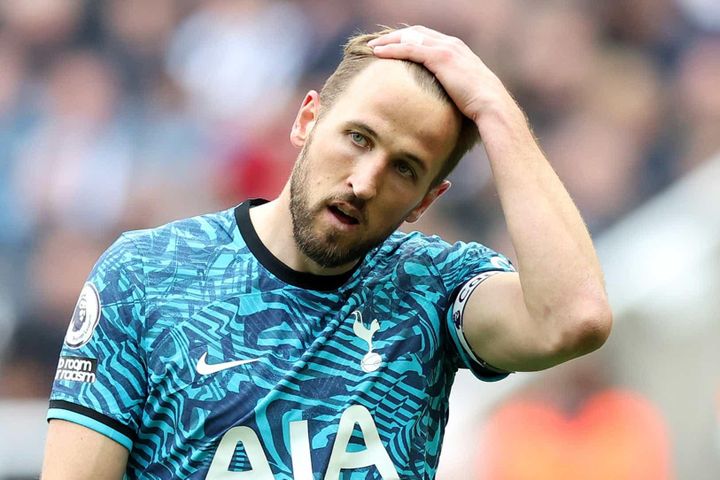 Cuộc khủng hoảng chưa hồi kết ở Tottenham