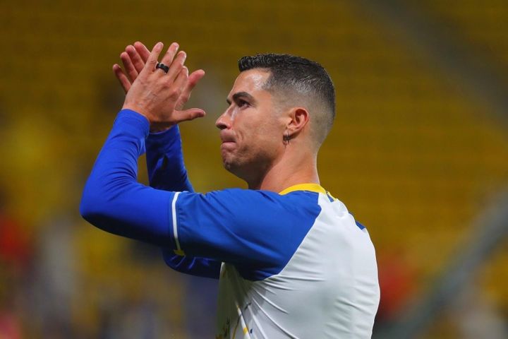 Ronaldo bị yêu cầu giải nghệ sau thất bại của Al Nassr