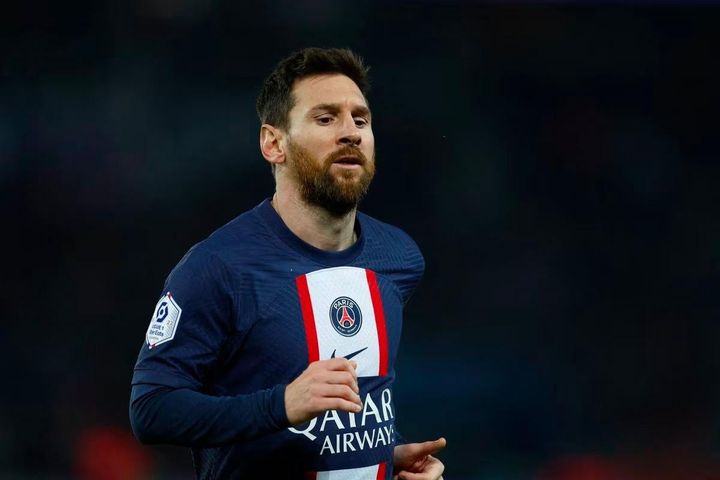 Messi đi ăn với đồng đội cũ ở Barcelona