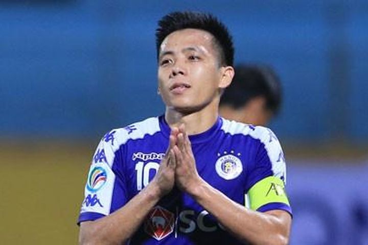Mất lợi thế trước Việt Nam, U17 nữ Uzbekistan bật khóc; Văn Quyết liệu có được giảm án?