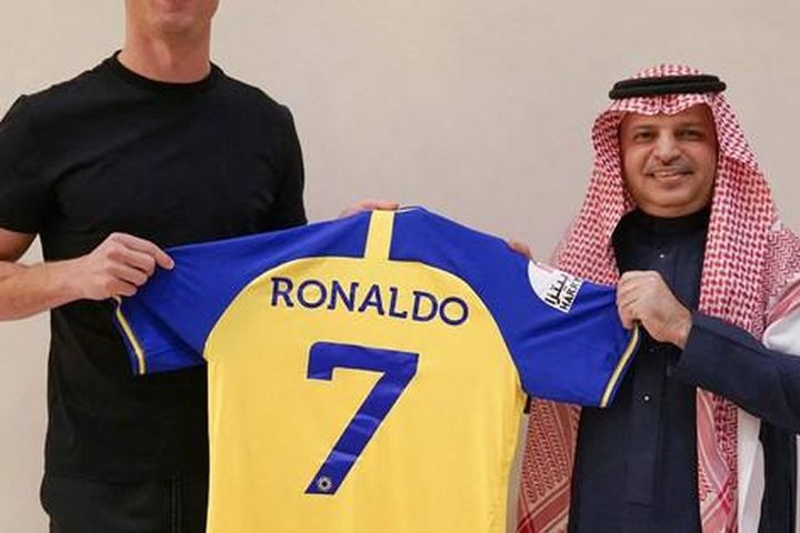 Al Nassr lên tiếng trước việc chủ tịch CLB đánh giá thương vụ Ronaldo là cú lừa