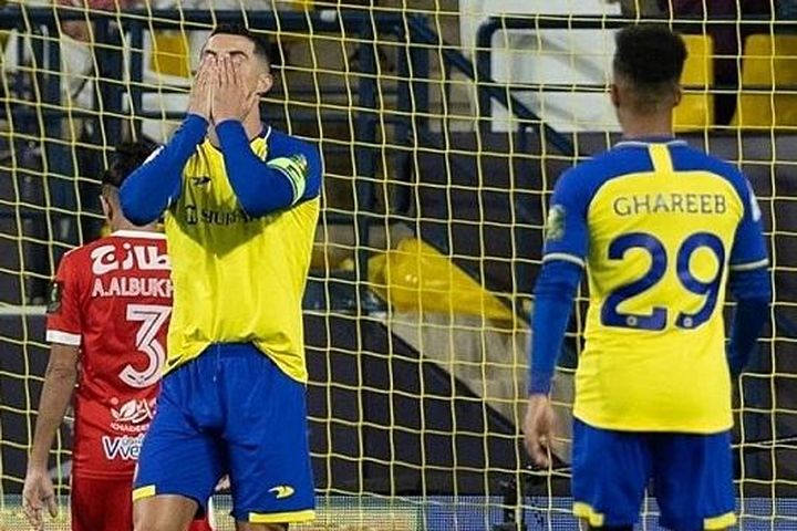 Chủ tịch CLB Al Nassr từ chức vì Ronaldo