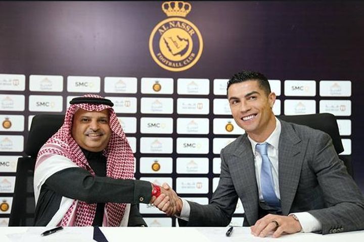 Al Nassr tiếp tục lục đục nội bộ kể từ khi Ronaldo đến