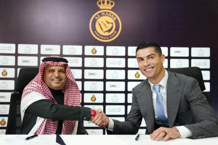 Chủ tịch Al Nassr: 'Ronaldo đã lừa dối tôi'